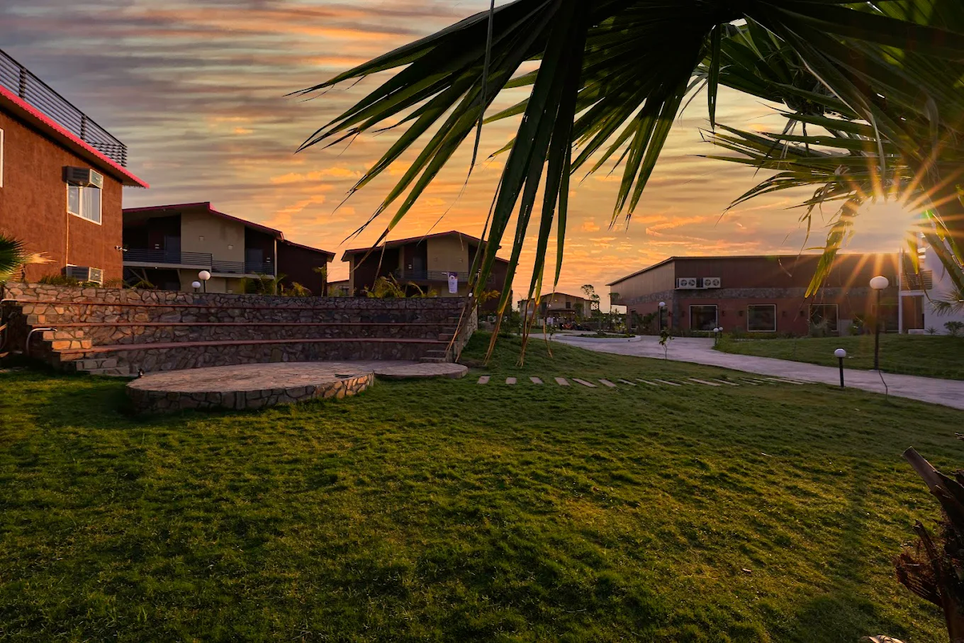 Anantum Gateway Resort Jim Corbett Side Image 2