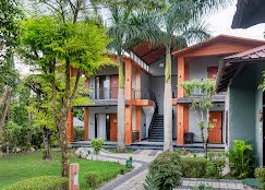 Corbett Machaan Resort