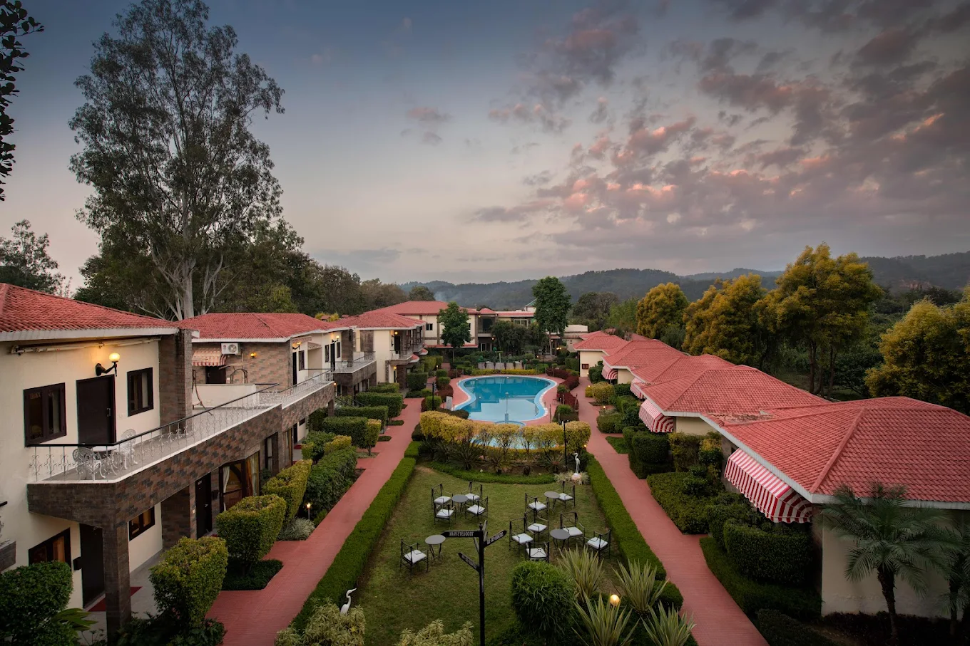 Country Inn Tarika Jim Corbett Side Image 2