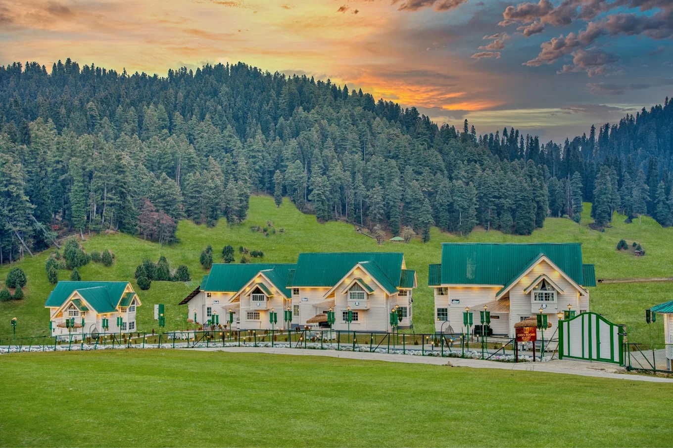 Green Rooms Resort Gulmarg