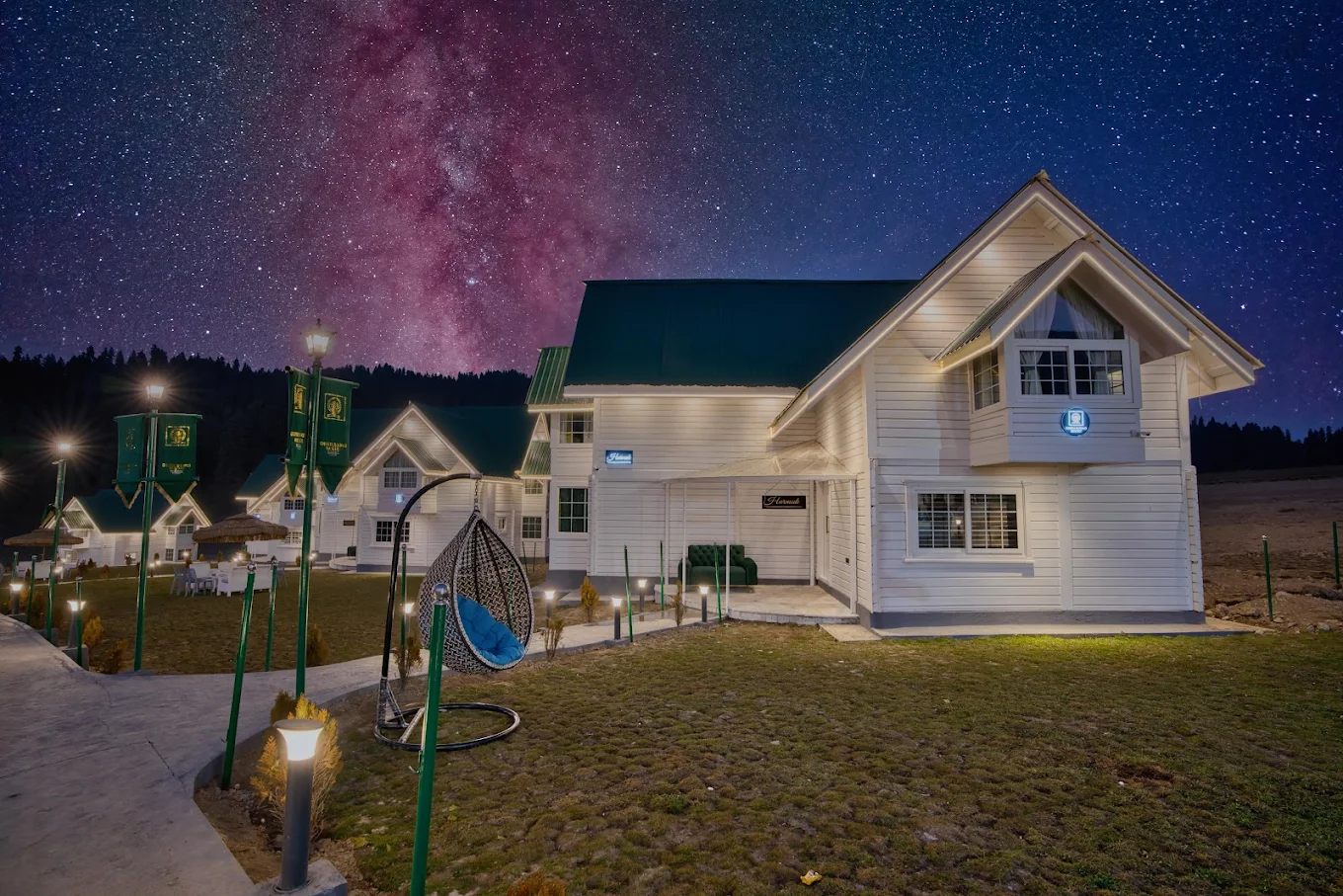 Green Rooms Resort Gulmarg Side Image 2