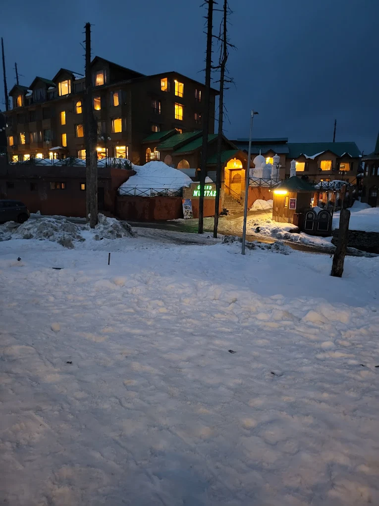 Hotel Alpine Ridge Gulmarg Side Image 2