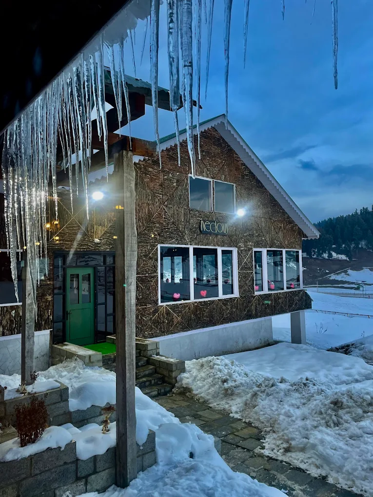 Hotel Nedous Gulmarg Side Image 2