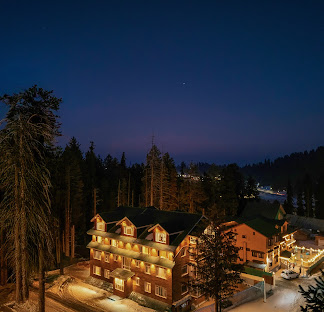 Hotel Pine Spring Gulmarg Side Image 1