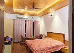 KMVN Tourist Rest House jim Corbett