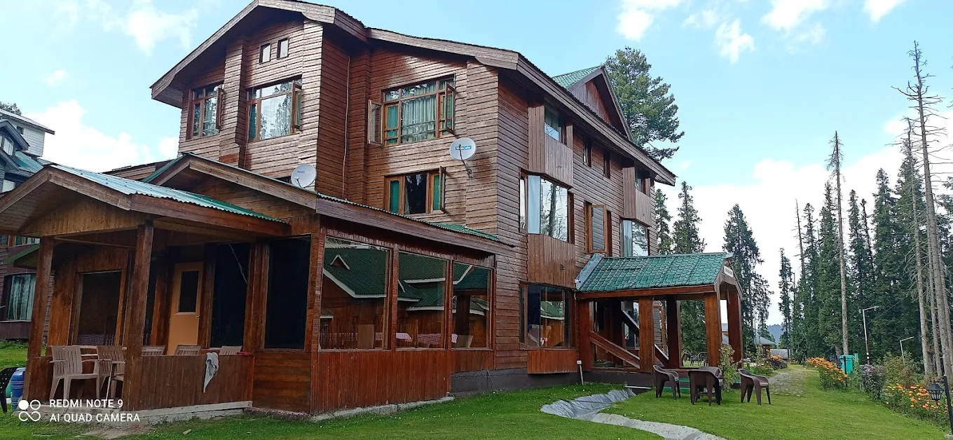 Pine Palace Platinum Gulmarg