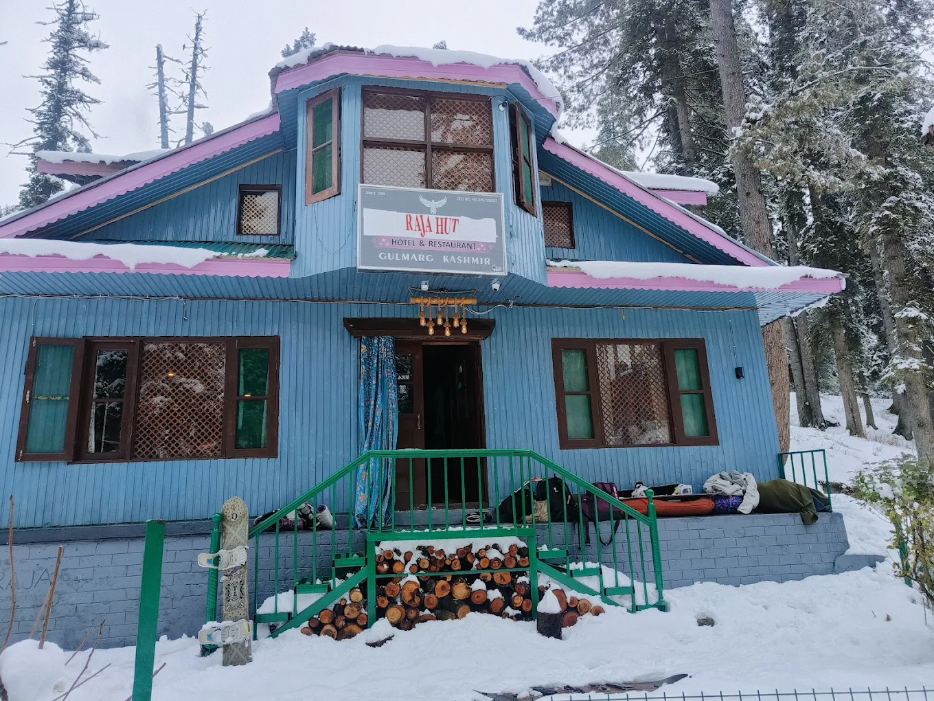 Raja Hut Gulmarg
